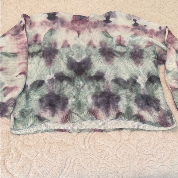 Elegant Tie-Dye Boatneck Lightweight Sweater in Purple and Green - Picture 3 of 3